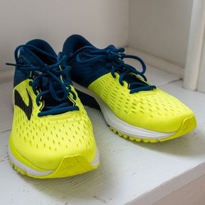 Brooks Ravenna 9 (Navy Blue and Yellow - Size 10)